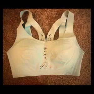 32C VS Angel Max Sports Bra